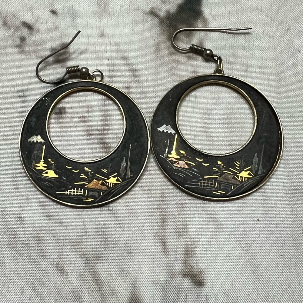 Vintage Japanese Amita Black and Gold Texturedโ Hoop Earrings